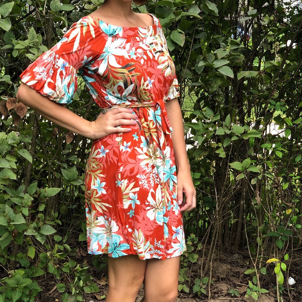 Women’s dress